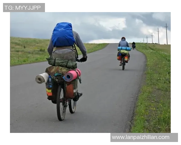 杨娜分享极限运动背后的故事与挑战，回顾她的精彩人生旅程